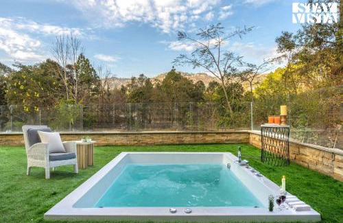 Bhimtal Villa | StayVista at La Casa Oberoi with Lawn & Mountain View