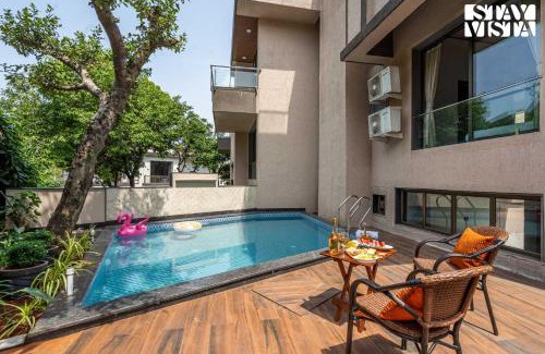 Tungarli Villa | StayVista at Manthan with BBQ, Jacuzzi