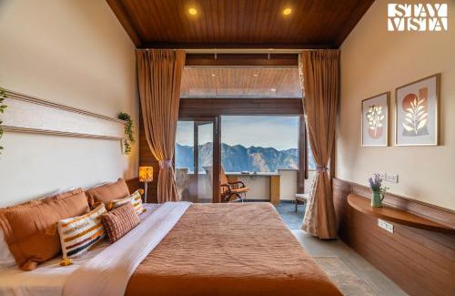 Shimla Villa | StayVista at Pine at Elysium Estate with Bonfire