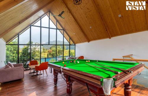 Bullawala Villa | StayVista at SilverSpring Cottage with Valley View & Bonfire