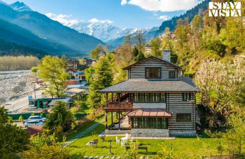 Vashist Villa | StayVista at Snowdrop House - 5BR Pet Friendly Villa on Main Highway Manali