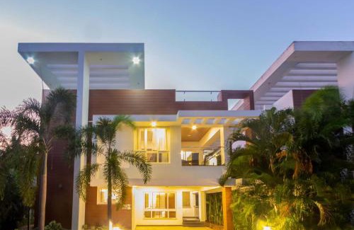 Vadanemelli Villa | StayVista at Starry Deck ECR - 3BHK with Shared Pool