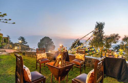 Dharamshala Villa | StayVista at Stonehill Manor 3BR with Outdoor Sitting, Bonfire & View at Dharamshala