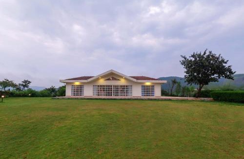 Lonavala Villa | StayVista's Shivom Villa 12 - A Serene Escape with Views of the Valley and Lake