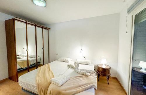 Barrio de Jesus Apartment | Step to El Pilar 2 Turistea