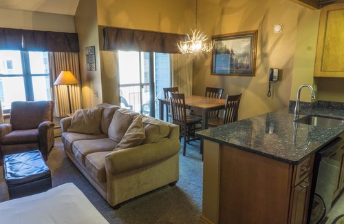 Historic District Condo | Steps to Winter Adventures Relaxed Condo With Loft