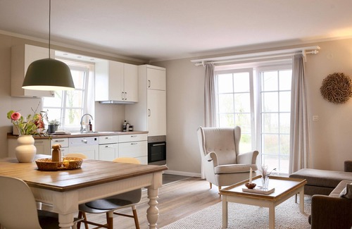 Reussenkoge Apartment | Stilvolle 4-sterne-ferienwohnung "föhr" mit Eigener Terrasse und Deich-blick