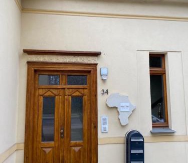 Neubrandenburg Apartment | Stilvolle Ferienwohnung in historischer Stadtvilla