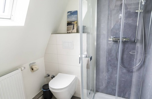 Hornerkirchen Apartment | Stilvolles- und hochwertiges Pensionszimmer, auch für Haustierliebhaber