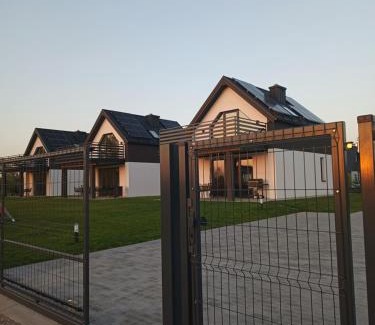 Radlow House | Stodoły Koło Wody Niwka