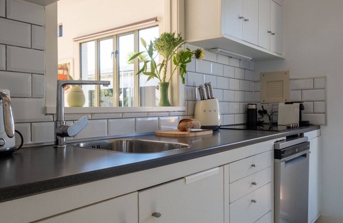 Sumner House | Stoked on Sumner Seaside Retreat