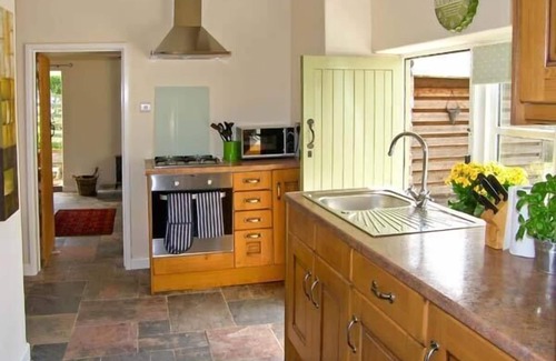 Cilcain Cottage | STONE COTTAGE, pet friendly, character holiday cottage in Nannerch