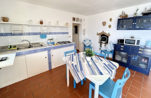 Gagliano del Capo Ski Chalet | Stone house with outdoor jacuzzi on the cliffs (A)