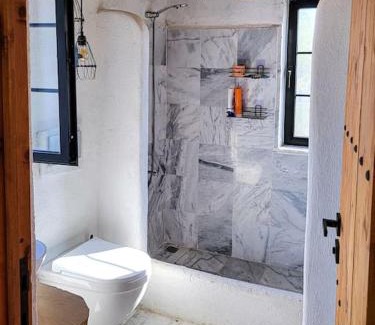 Milas Apartment | Stone House with Pool - Entire Floor