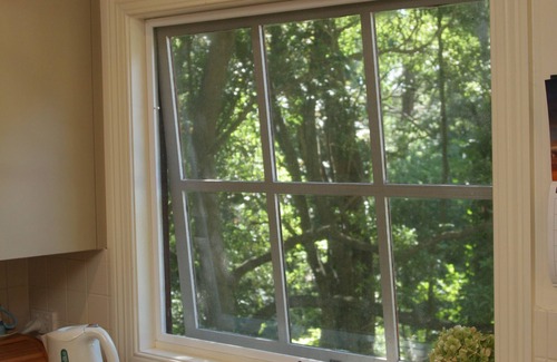 Belgrave Cottage | Stone's Throw Cottage B&B Belgrave