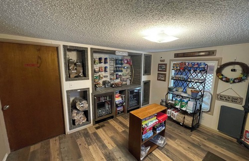 Loveland Apartment | Stoney River Lodge - Unit 4 - Eagle