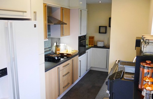 Harlech Cottage | STONEYCROFT, pet friendly, character holiday cottage in Harlech