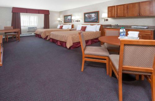 Stony Plain Hotel | Stony Plain Inn & Suites