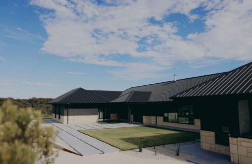 Waterhouse Cabin | Stony Rise Lodge