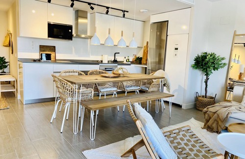 El Morche Apartment | Stor Lägenhet vid Stranden med Fantastisk Terrass