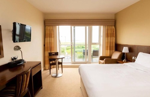 Strandhill Hotel | Strandhill Lodge and Suites