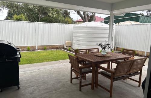 Naracoorte Villa | Straun Street House