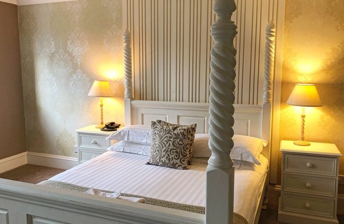 Hayton Hotel | String of Horses