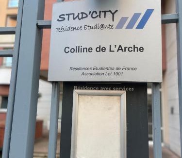 Faubourg de l'Arche Apartment | Studio à La Défense 10min à pied du Centre de La Défense