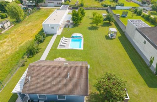 Illmitz House | Studio 777 Apartments