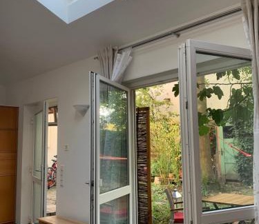 Burgel Bed & Breakfast | Studio 8