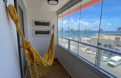 Amaralina Apartment | Studio Aconchegante com Varanda, Piscina e Vista Mar - Salvador