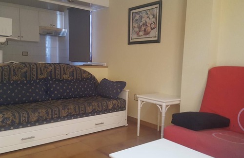 San Eugenio Apartment | Studio Apartment 'Las Americas' with Mountain View, Pool & Wi-Fi