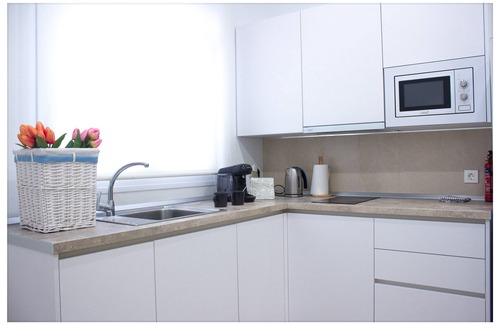 Los Tilos Apartment | Studio-Apartment-Ensuite with Shower-Street View-Estación Centro Vialia 3