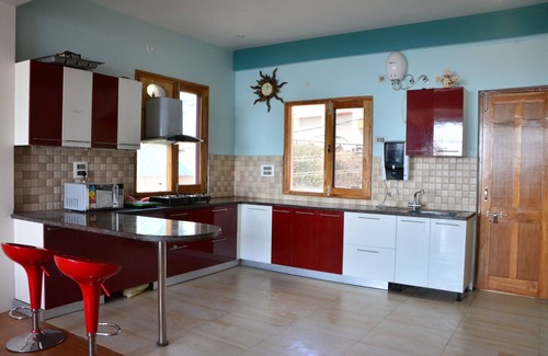 Sanjauli Apartment | Studio apartment with stunning views