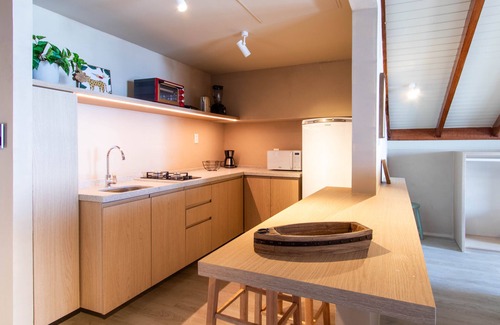 Sambaqui Apartment | Studio com vista deslumbrante do mar HS9005