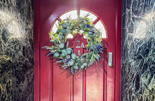 Ealing Common Apartment | Studio Flat in Ealing Broadway