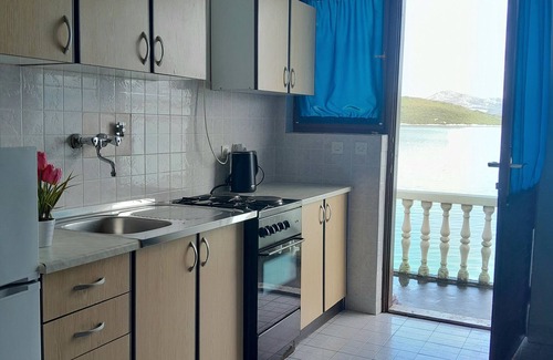 Dubrava Apartment | Studio flat near beach Cove Pještata, Pelješac (AS-14440-c)