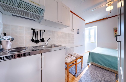 Komiza Apartment | Studio flat with air-conditioning Komiža, Vis (AS-2431-b)