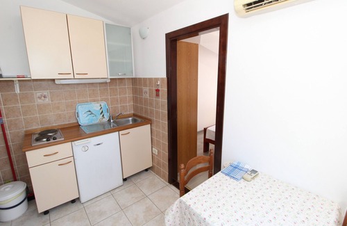 Mandre Apartment | Studio flat with terrace and sea view Mandre, Pag (AS-6309-a)