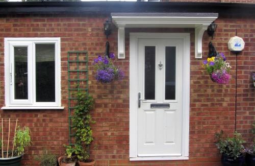 Belmont Apartment | Studio