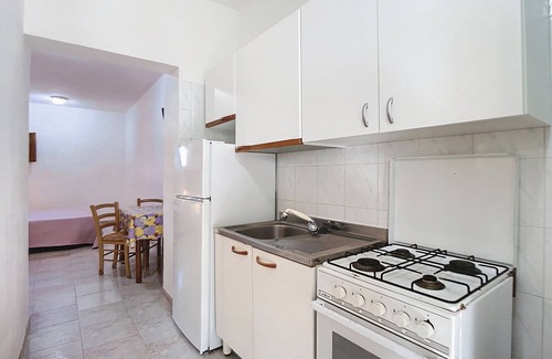 Scialara Apartment | Studio 'Sabbia D'oro' with Shared Pool and Wi-Fi