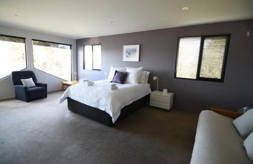 Sandy Bay Apartment | Studioat10