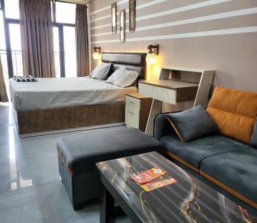 Ghaziabad Apartment | Studios by La Sentido