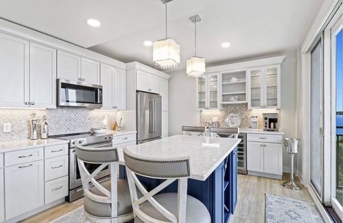 South Beach Villa | Stunning 3 Bedroom villa with incredible views of the Calibogue Sound!