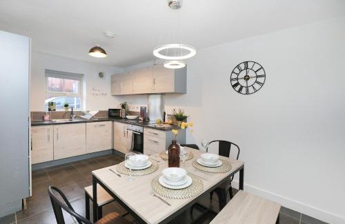 Woodthorpe Apartment | Stunning 4 Bed House in Nottingham Op Hospital