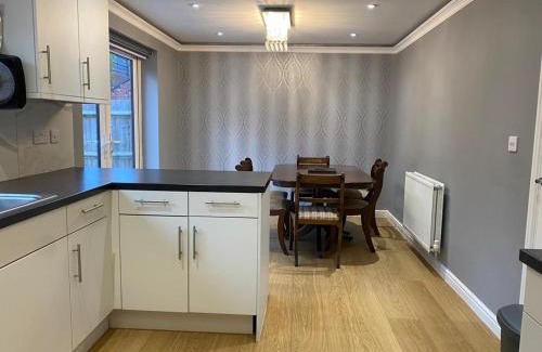 Sherborne St. John Apartment | Stunning 4-Bedroom Home