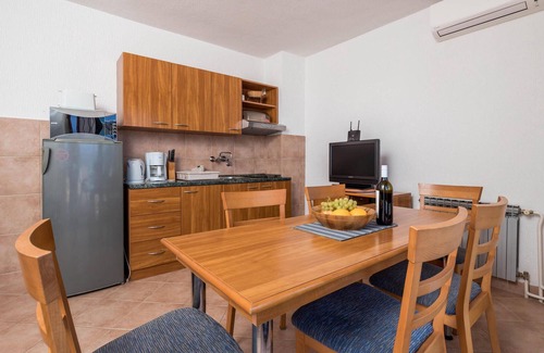 Barbat na Rabu Apartment | Stunning apartment in Barbat na Rabu