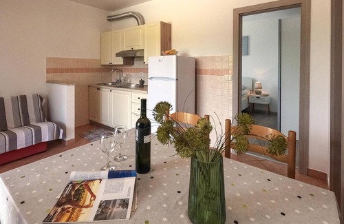 Lovrecica Apartment | Stunning apartment in Lovrecica