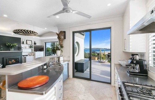 North Curl Curl House | Stunning beach house overlooking North Curl Curl beach