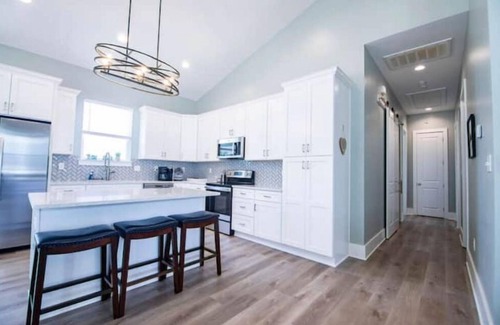 Mississippi City House | Stunning Comfortable Beach View House! Play Pool by the Beach! Great Family fun!